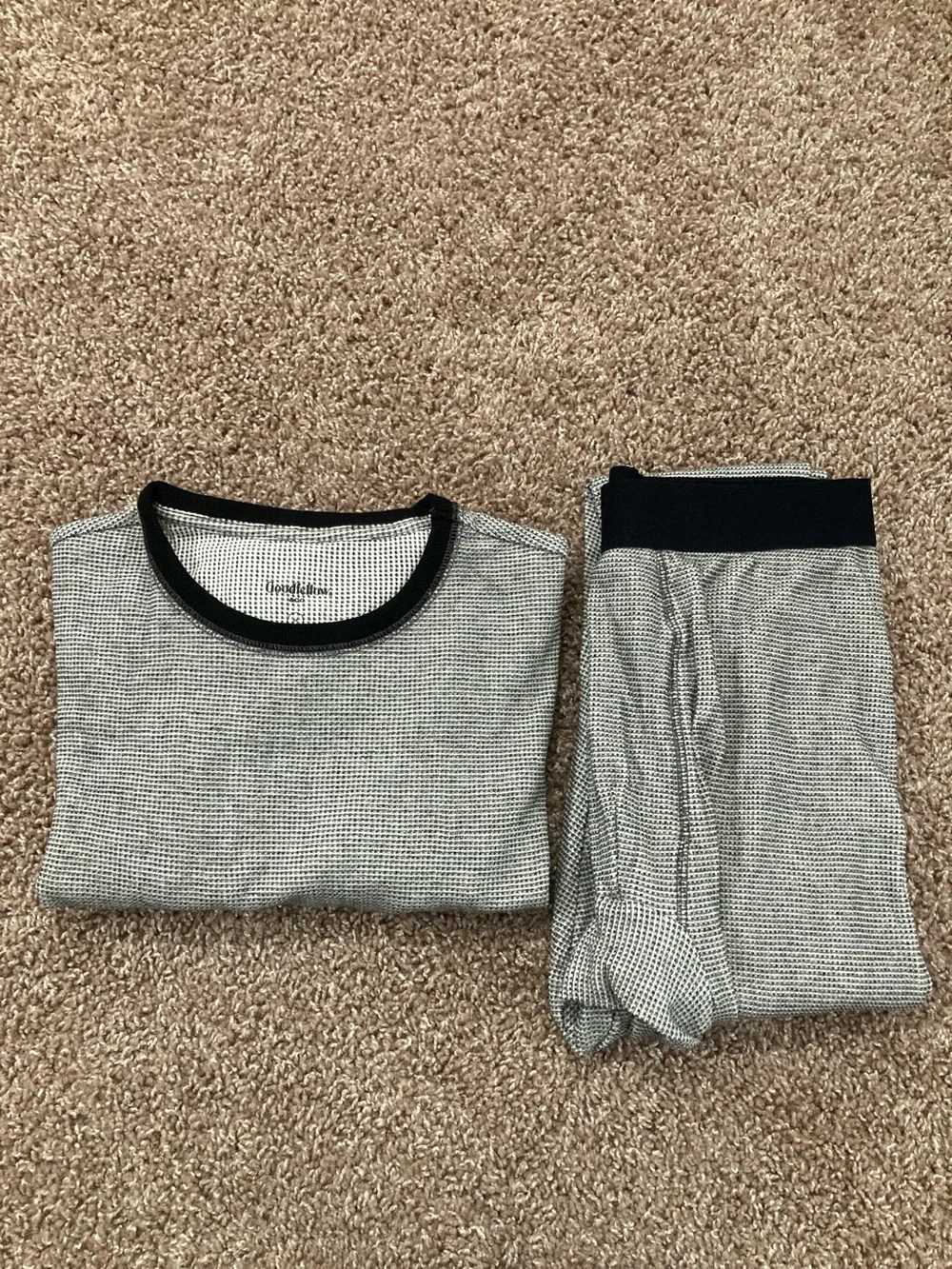 Goodfellow & Co Black and Gray Long Underwear Set - Crewneck & Leggings, sz. M